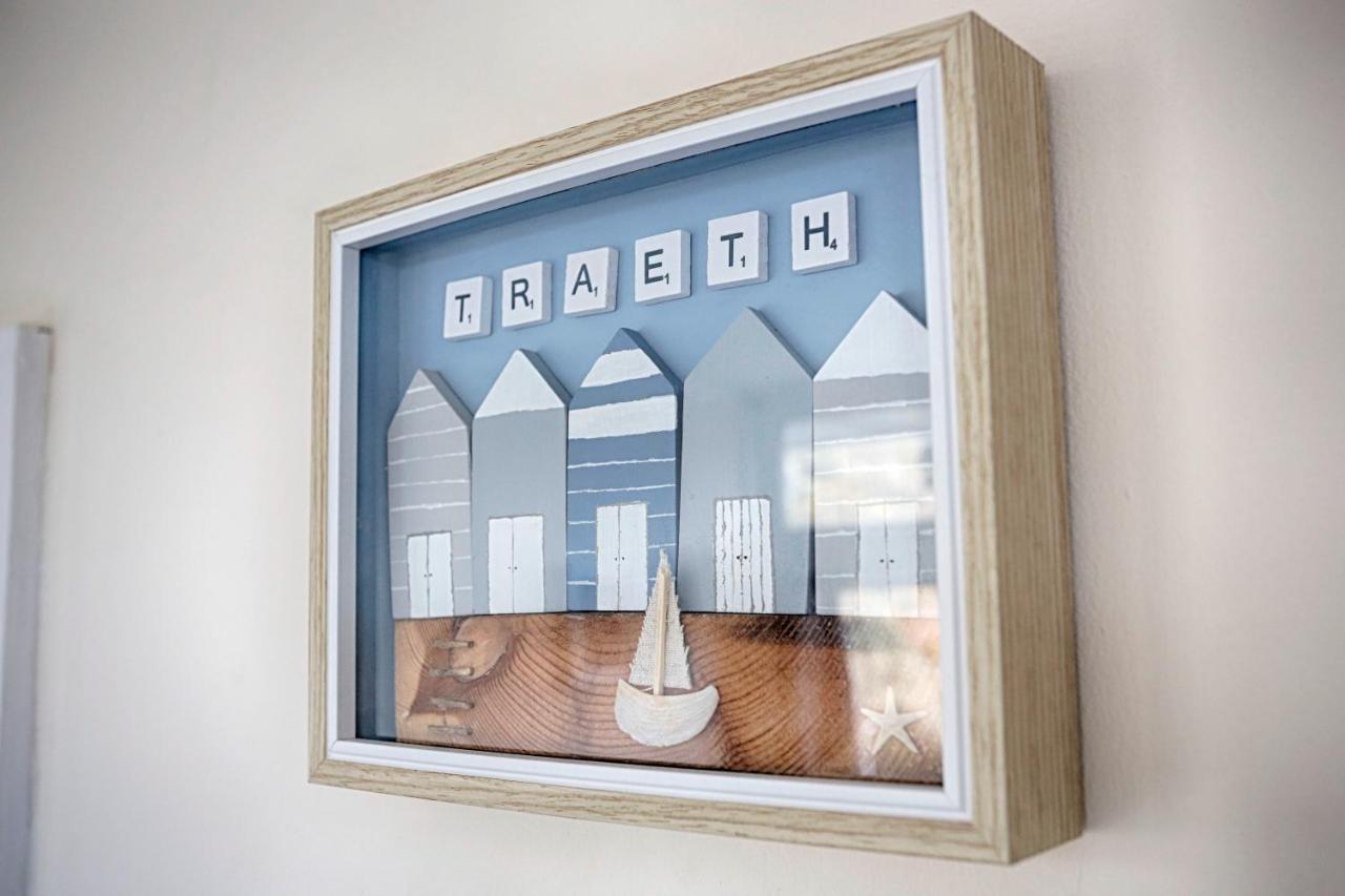 Caswell Beach Chalet 70 Located In Gower Peninsula Swansea Exteriör bild